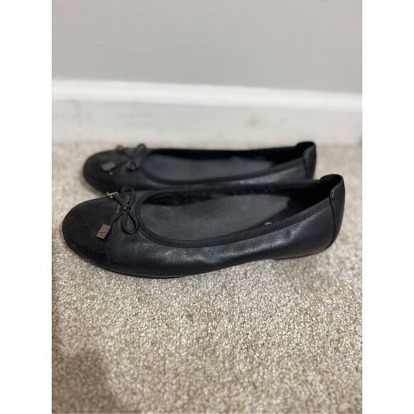 Vionic women’s ballet flat size 6.5 black bow - Picture 5 of 7